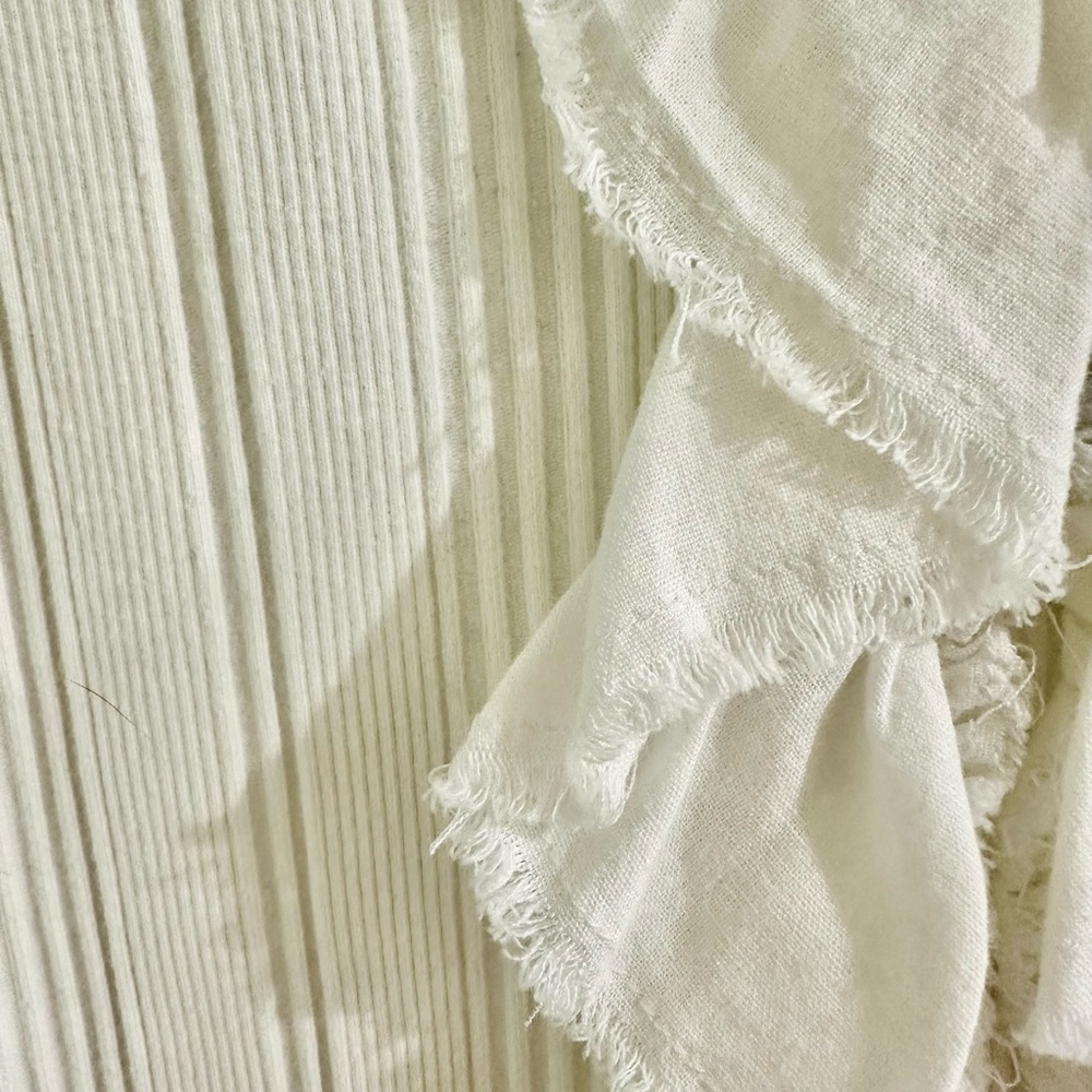 Pilcro White Ruffled Ribbed Tank Top - Picture 3 of 6